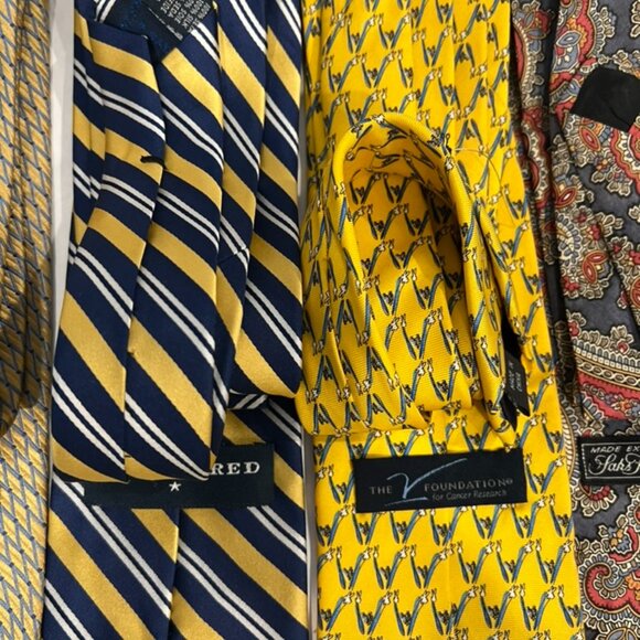 Vintage Lot of 9 Silk & Polyester Browns Yellow Ties Saks Bill Blass More - Picture 6 of 10